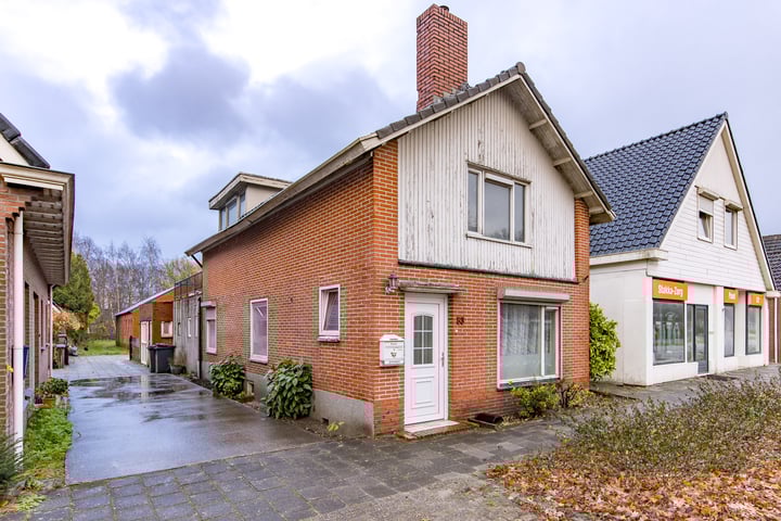 Dwarsdiep 53 in Nieuw-Buinen foto
