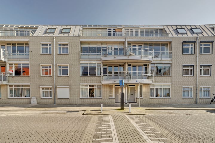 Dwarsstraat 38 in Katwijk foto
