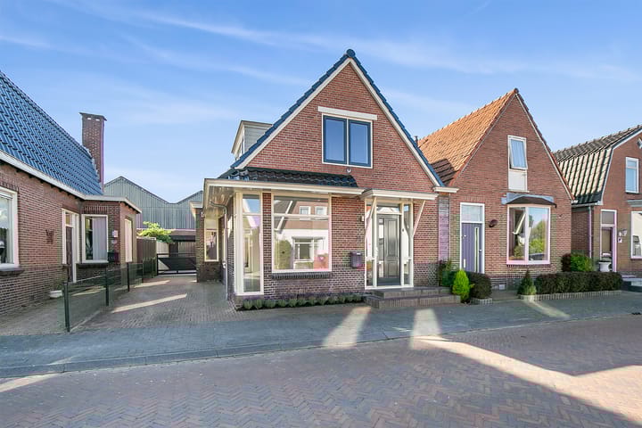 Dwingelooweg 34 in Winschoten