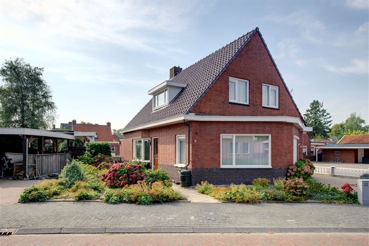 Dwingelooweg 62 in Winschoten foto