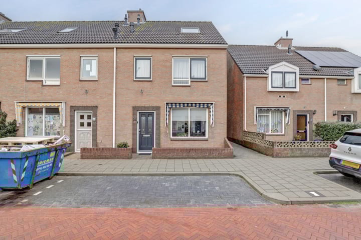 E.A. Borgerstraat 22 in Katwijk