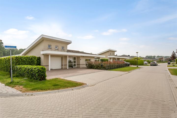 Eaglelaan 1 in Lelystad foto