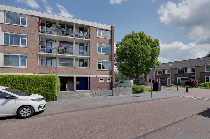 Echtenstraat 2 in Assen foto