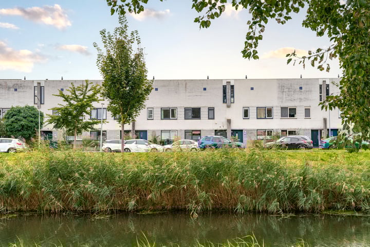 Edelhertweg 101 in Almere foto