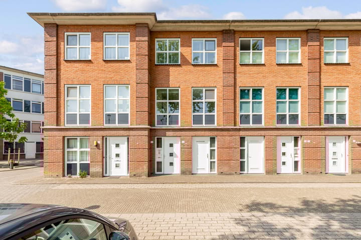 Edelsteen 56 in Houten foto