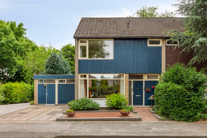 Edelsteenlaan 4 in Groningen foto