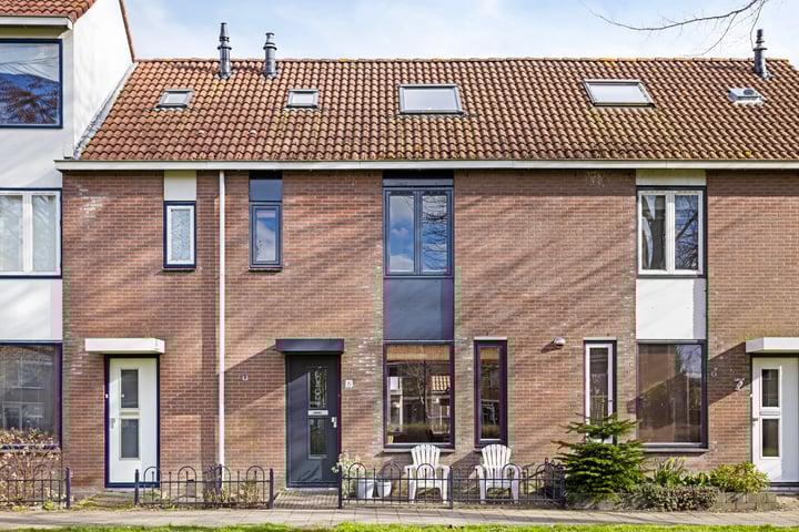 Eemland 6 in Dronten foto