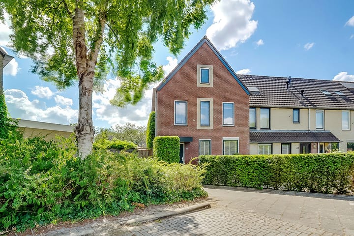 Eemlustlaan 39 in Eemnes