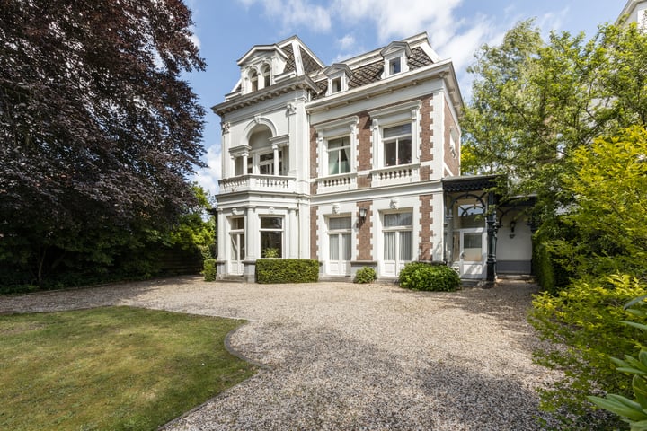 Eemnesserweg 14 in Baarn foto