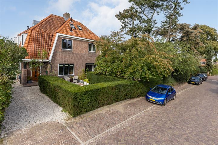 Eemnesserweg 16 in Blaricum foto