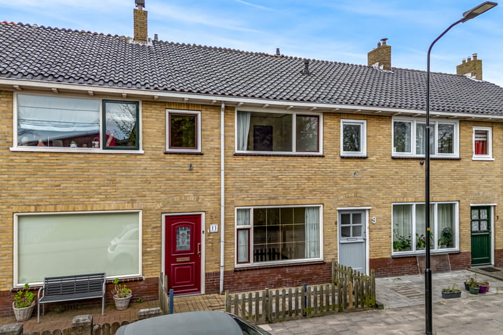 Eenhoornlaan 11 in Beverwijk