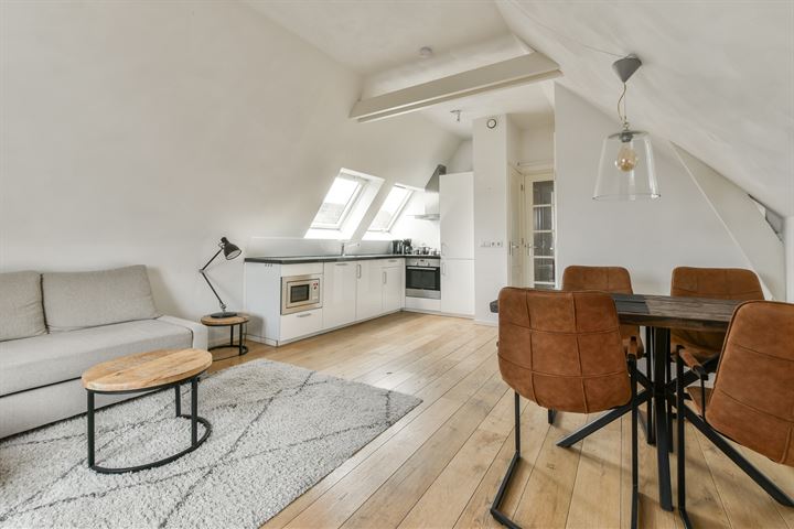 Eerste Hugo de Grootstraat 3-4 in Amsterdam foto