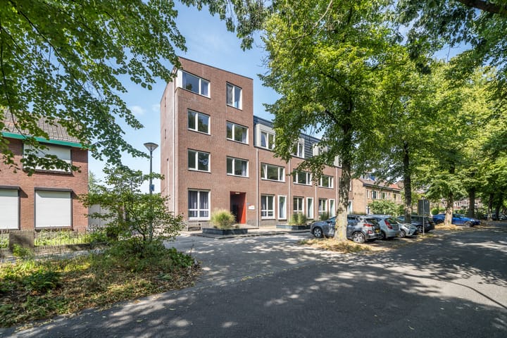 Eerste Oude Heselaan 142 in Nijmegen