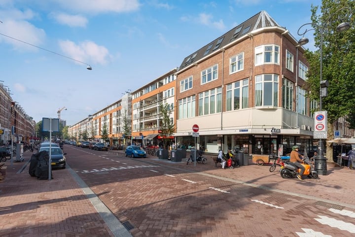 Eerste Van Swindenstraat 215 in Amsterdam foto
