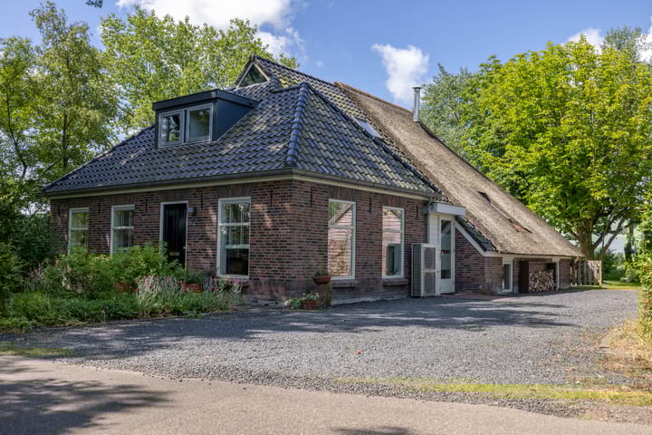 Eesterweg 44 in Doezum foto