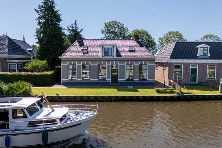 Eewal 51 in Burdaard foto