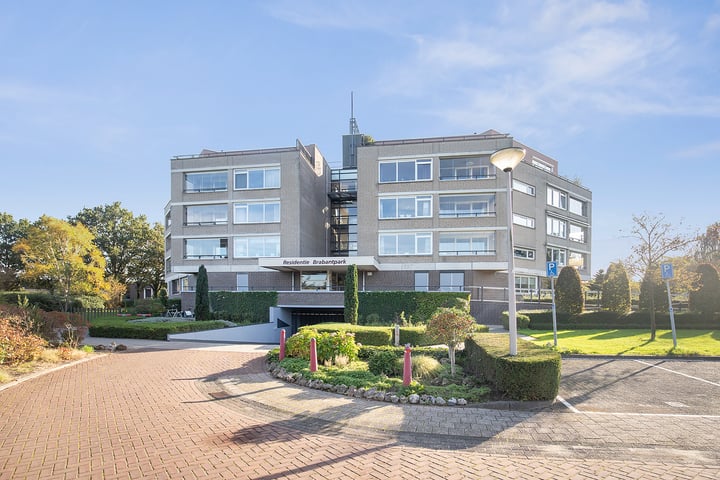 Egelantier 72 in Etten-Leur foto