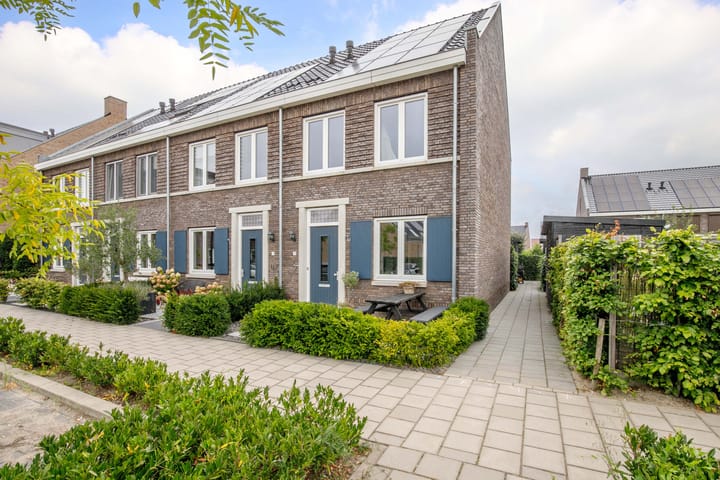 Egelnest 1 in Moordrecht foto