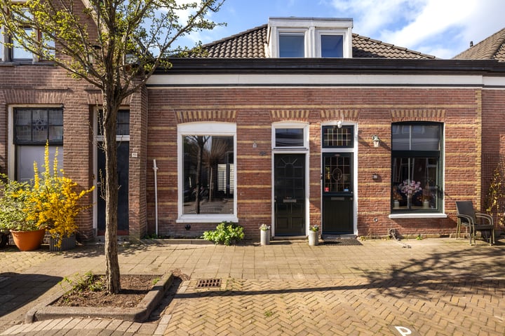 Eigenhaard 49 in Dordrecht foto