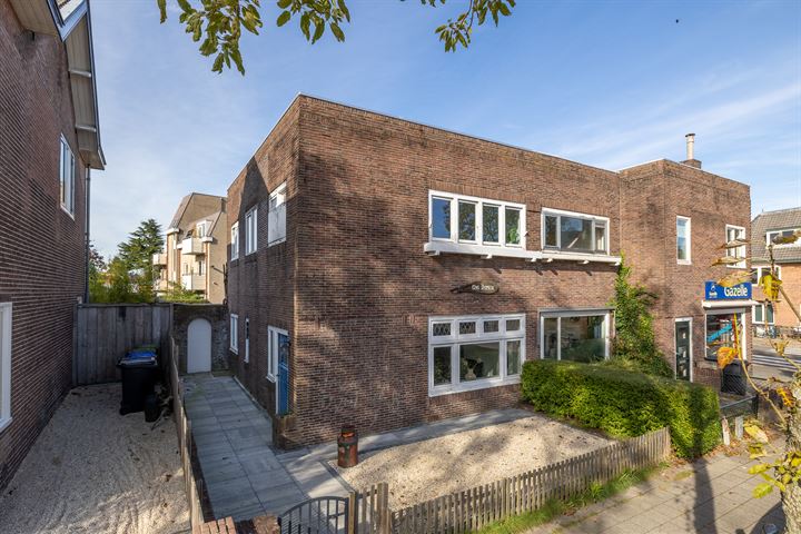 Eikbosserweg 130 in Hilversum foto