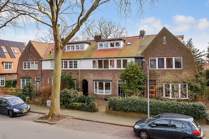 Eikbosserweg 131 in Hilversum foto