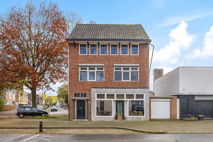 Eikenderweg 67 in Heerlen foto