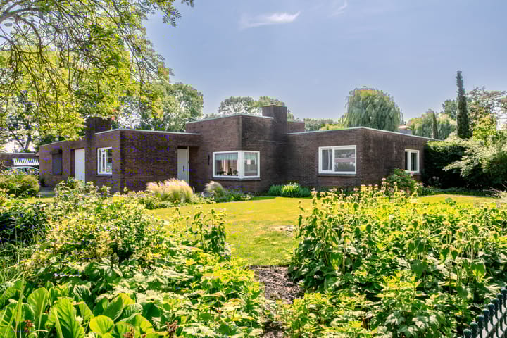 Eikenhorst 1 in Rockanje