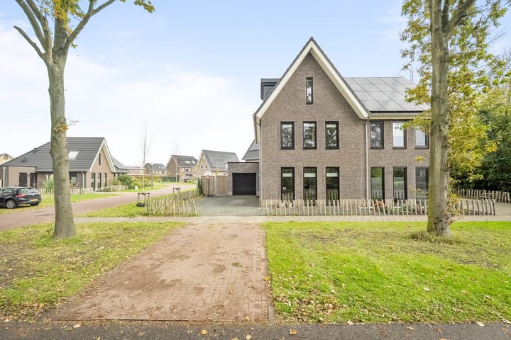 Eikenhout 14 in Julianadorp foto