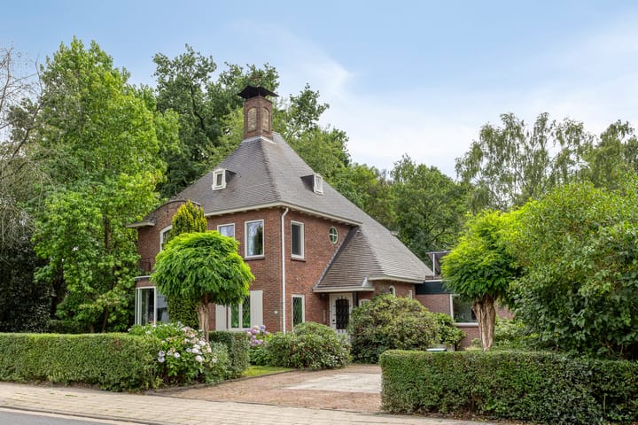 Eikenlaan 1 in Koewacht foto
