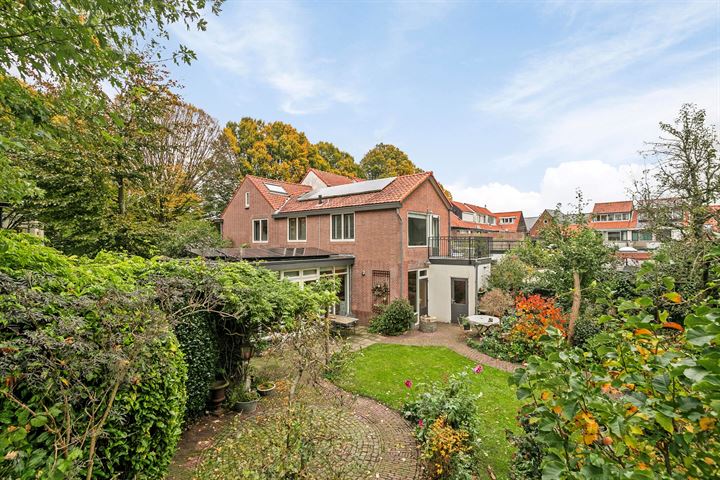 Eikenlaan 10 in Leiderdorp foto