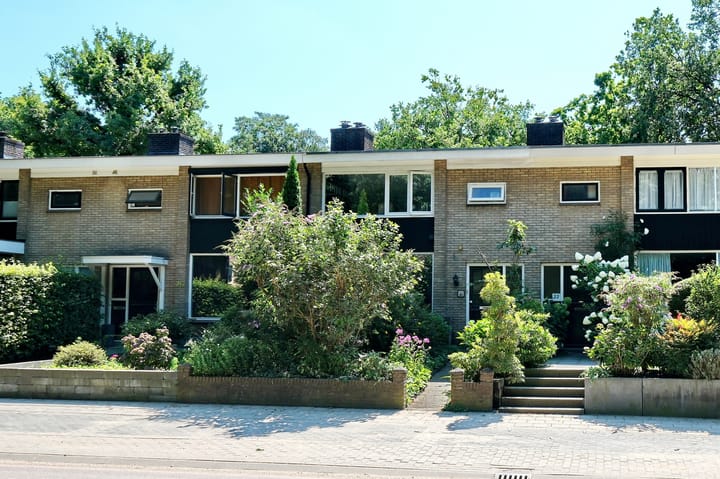 Eikenlaan 24 in Ede foto