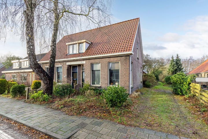 Eikenlaan 25 in Wolvega foto