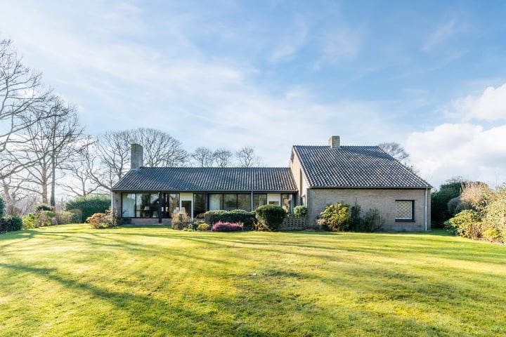 Eikenlaan 9 in Hoogeveen foto