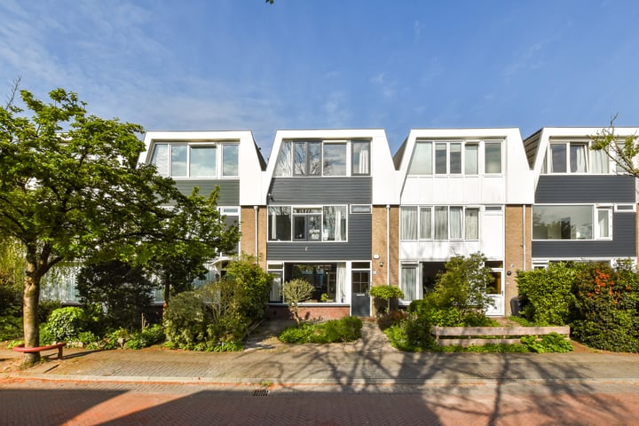 Eikenrodelaan 25 in Amstelveen foto
