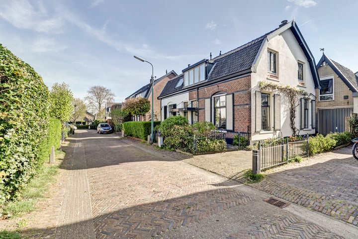 Eikenweg 32 in Baarn foto