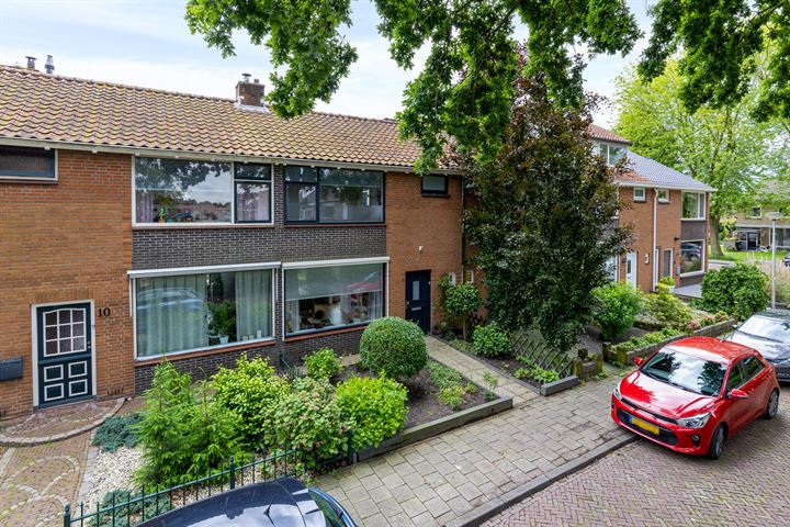 Eikstraat 8 in Etten-Leur foto