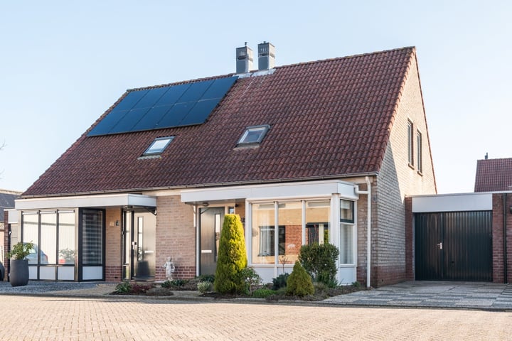 Eind 6 in Ochten foto