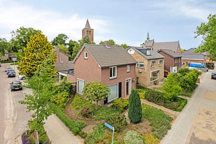 Eindhovenseweg 22 in Steensel foto