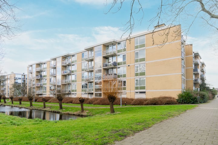 Einsteinlaan 329 in Badhoevedorp foto
