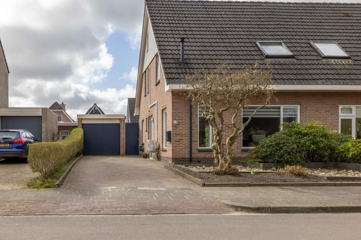Eisingarak 18 in Surhuisterveen foto