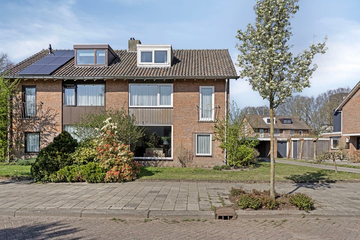 Eksterdreef 9 in Tilburg foto