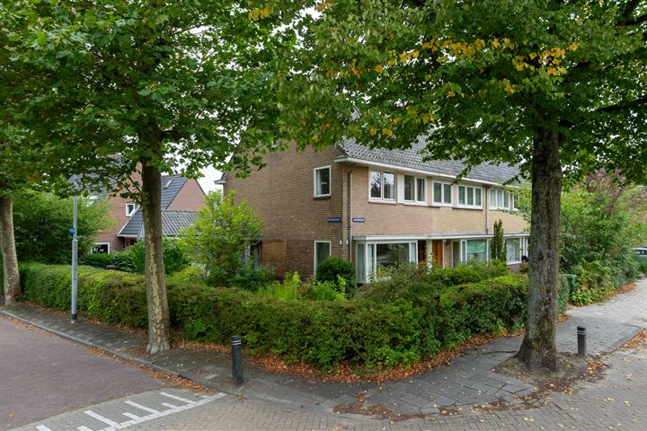 Eksterstraat 25 in Badhoevedorp foto