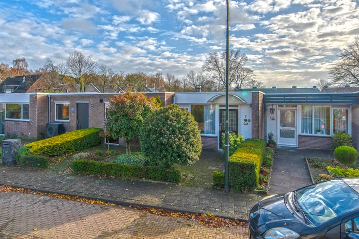 Elandlaan 1b in Waalre