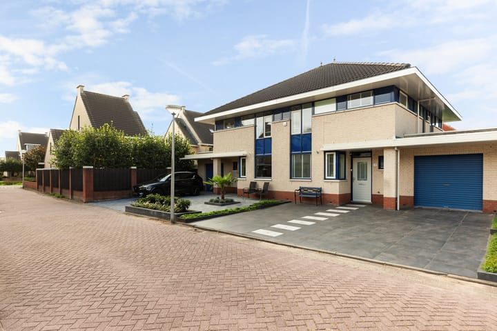 Elbe 7 in Nieuwerkerk aan den IJssel