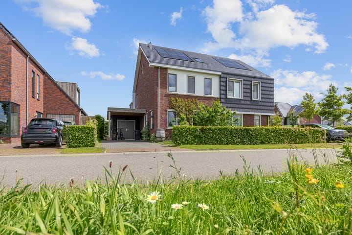 Electrastraat 3 in Zuidhorn foto