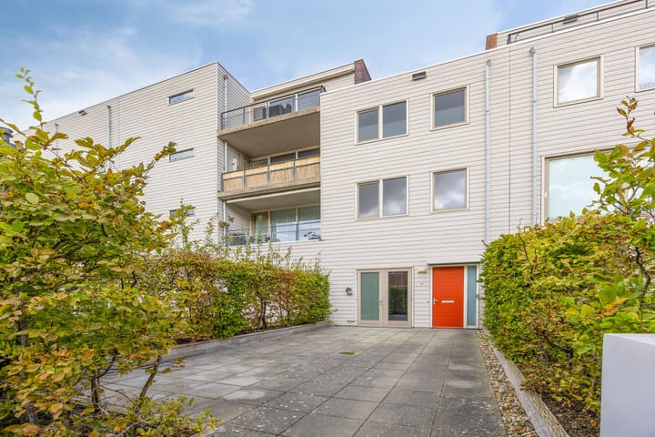 Elemastraat 97 in Nieuw-Vennep