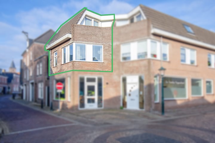 Elemert 10 in Den Burg foto