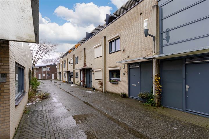 Elfershof 4 in Heerlen foto
