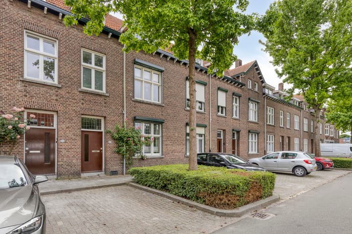 Elisabeth Strouvenlaan 57 in Maastricht foto