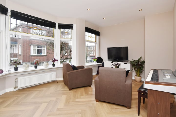 Elise van Calcarstraat 27 in 's-Gravenhage foto